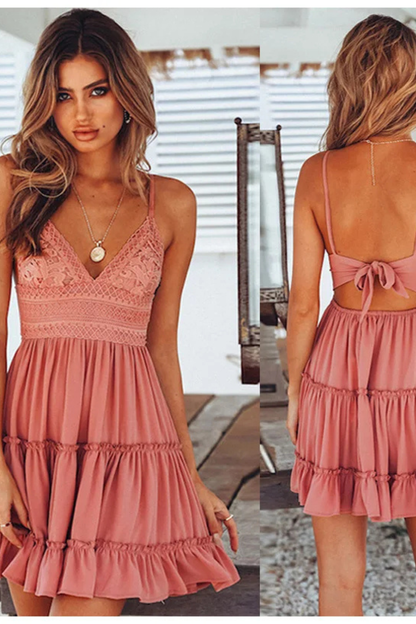 Freja – Vestido de Encaje Blanco con Tirantes y Espalda Abierta