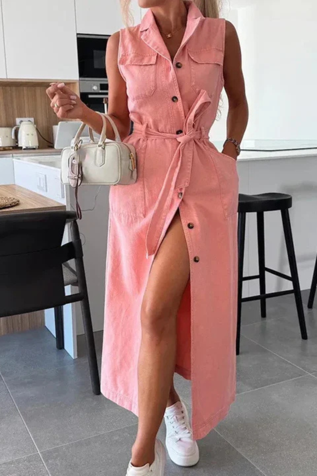Lottie – Vestido Maxi de Denim sin Mangas con Cinturón y Abertura