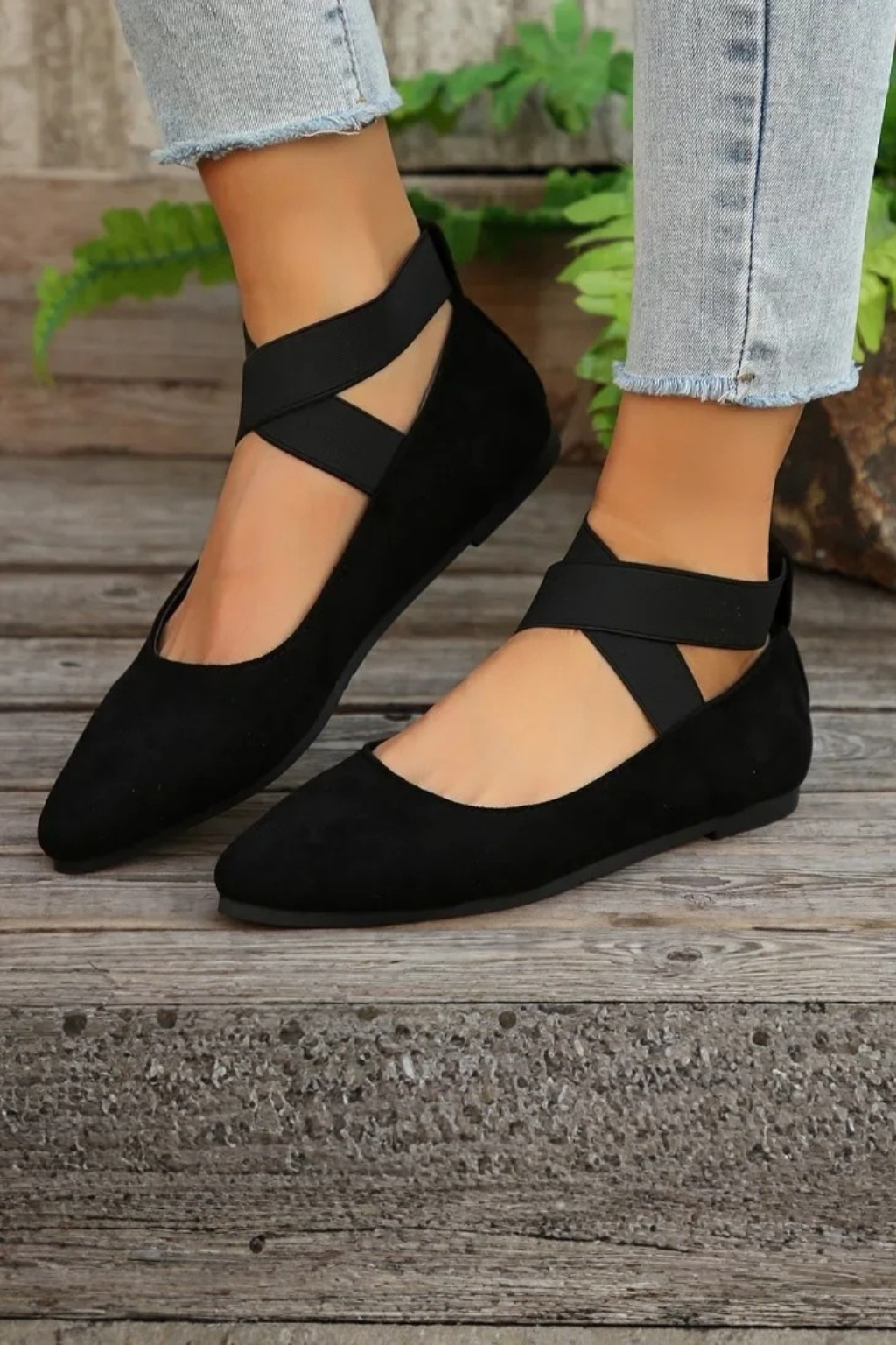 Emmeline – Bailarinas con Punta Apuntada y Pulsera al Tobillo