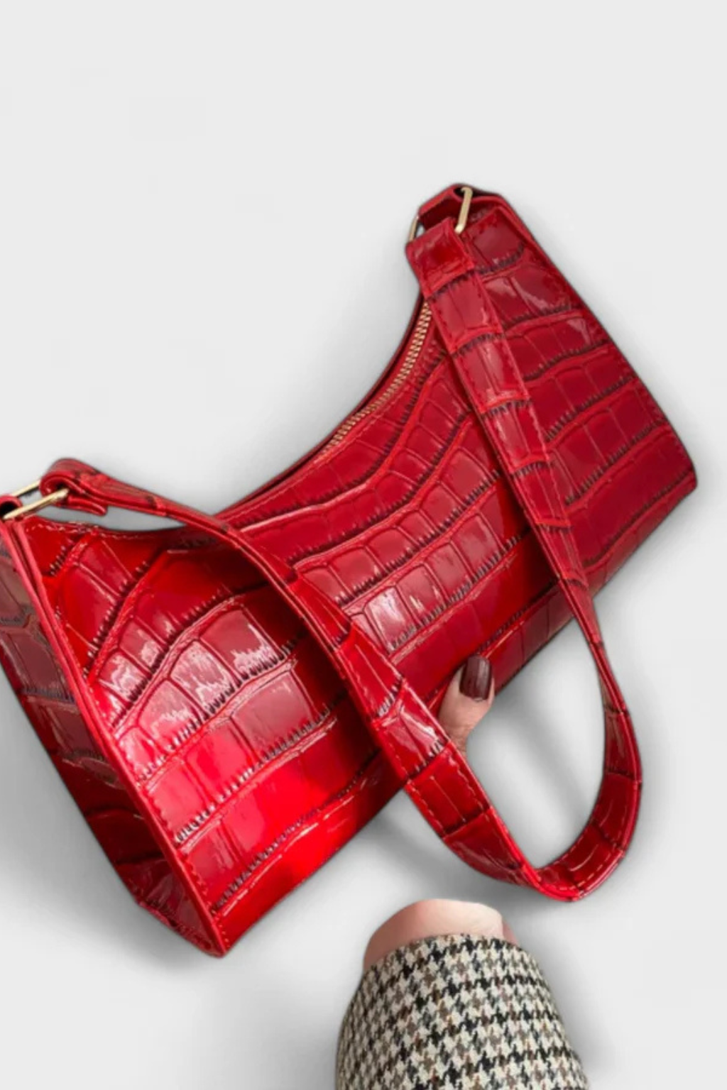 Valmera – Bolso de Hombro Clásico con Textura Relieve