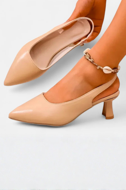 Octavia – Kitten Heels Slingback con Punta Apuntada y Acabado Mate