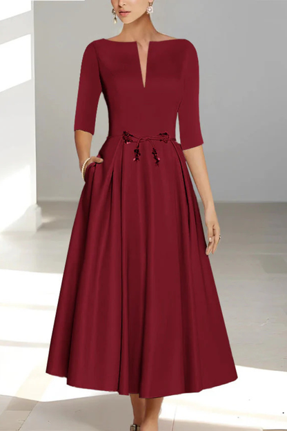 Cordelia – Vestido Midi Plisado Línea A con Cuello Barco para Boda