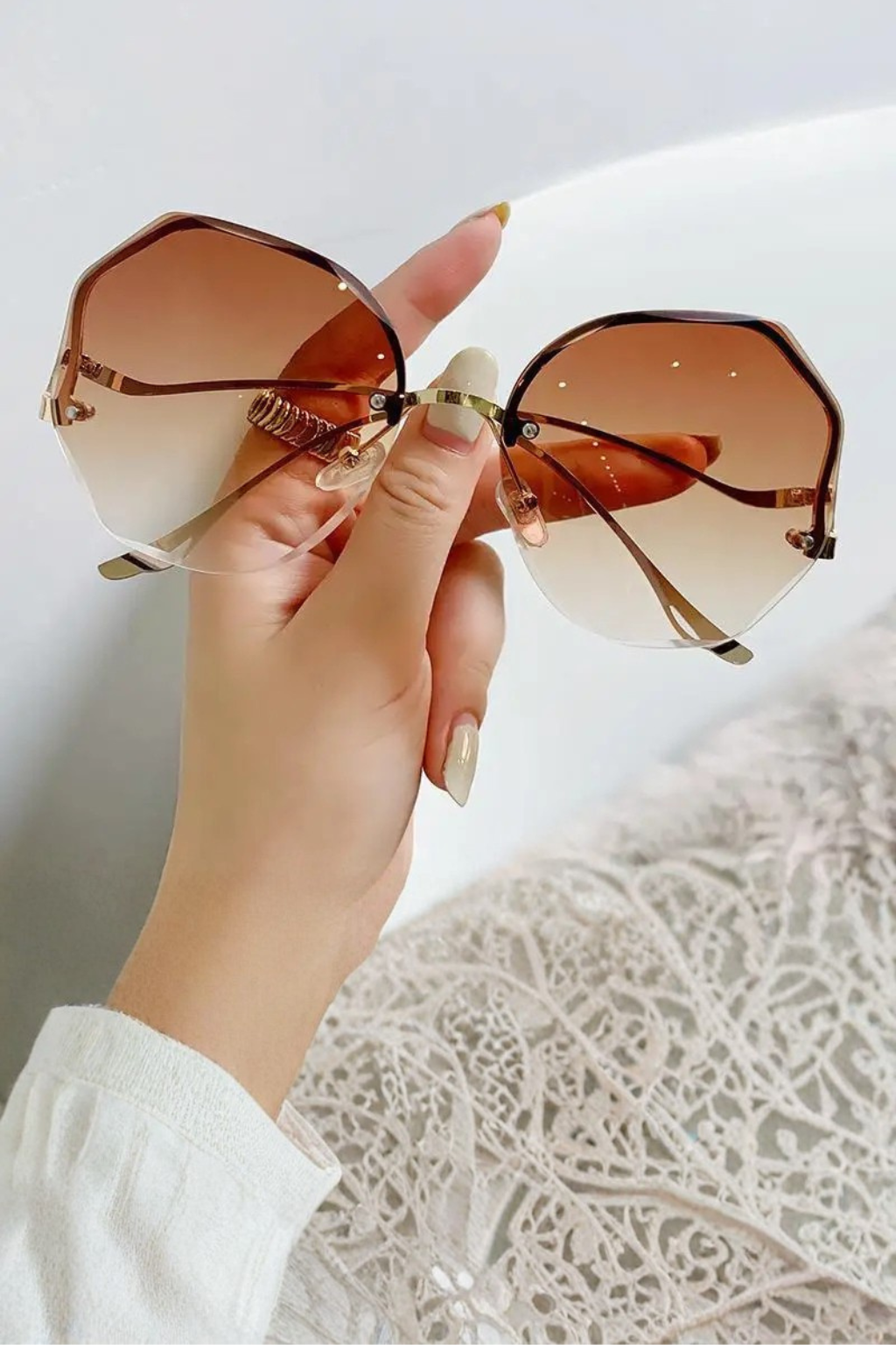 Emmeline – Gafas de Sol Oversize sin Montura con Lente Degradado