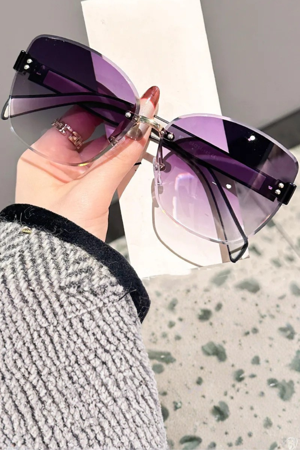 Cordelia – Gafas de Sol Cat Eye sin Montura con Cristal Degradado