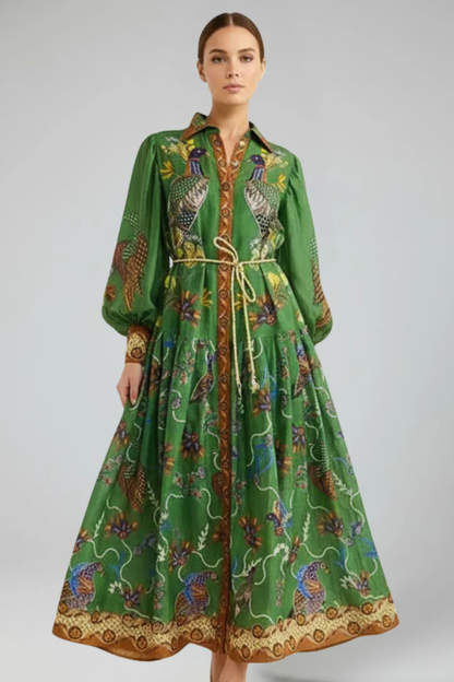 Thea – Vestido Maxi Estampado en Capas con Manga Larga