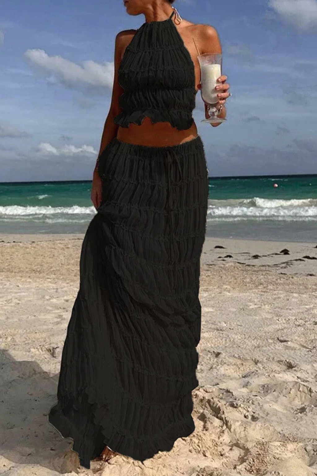 Cora – Conjunto de 2 Piezas: Top Halter Fruncido y Falda Maxi