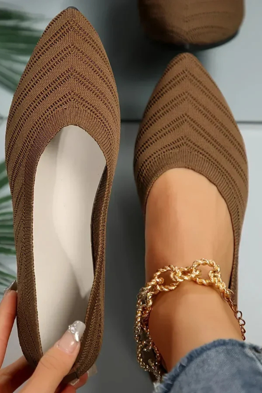 Henrietta – Bailarinas de Punto Slip-On con Punta Apuntada
