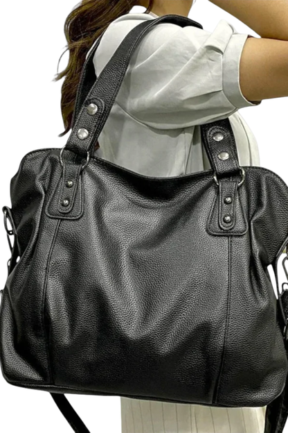 Elowen – Bolso de Hombro con Tachuelas Decorativas
