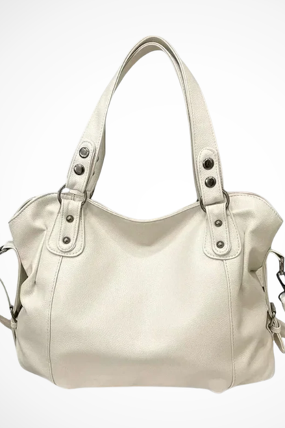 Elowen – Bolso de Hombro con Tachuelas Decorativas