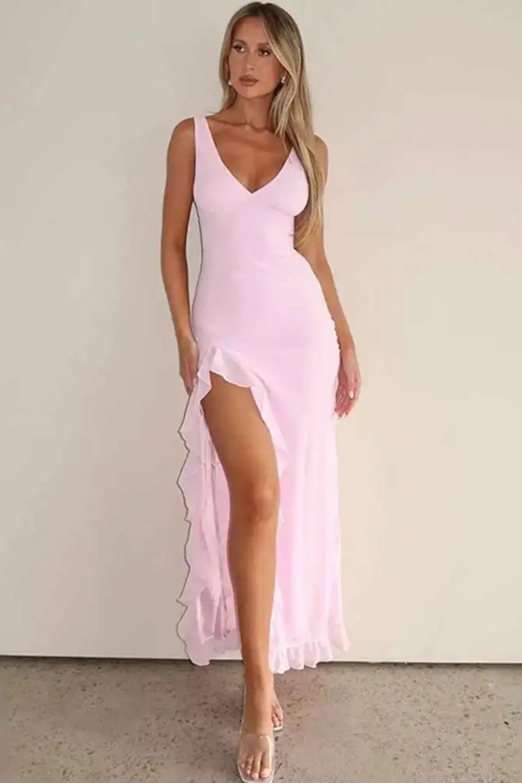 Elise – Vestido Midi con Escote en V y Bajo de Volantes para Boda