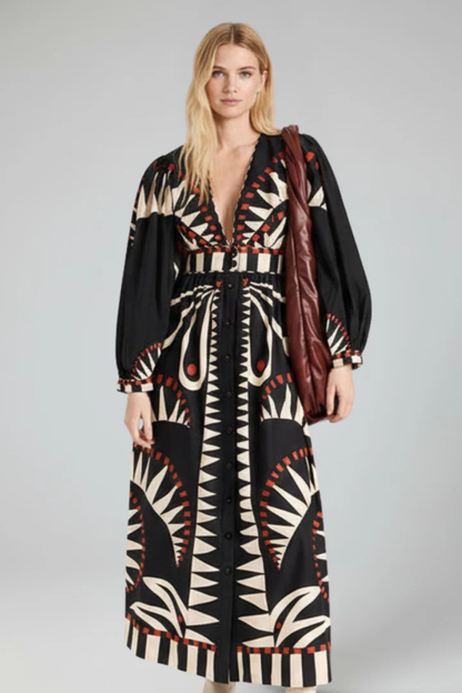 Thea – Vestido Maxi Estampado en Capas con Manga Larga