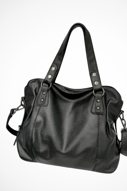 Elowen – Bolso de Hombro con Tachuelas Decorativas