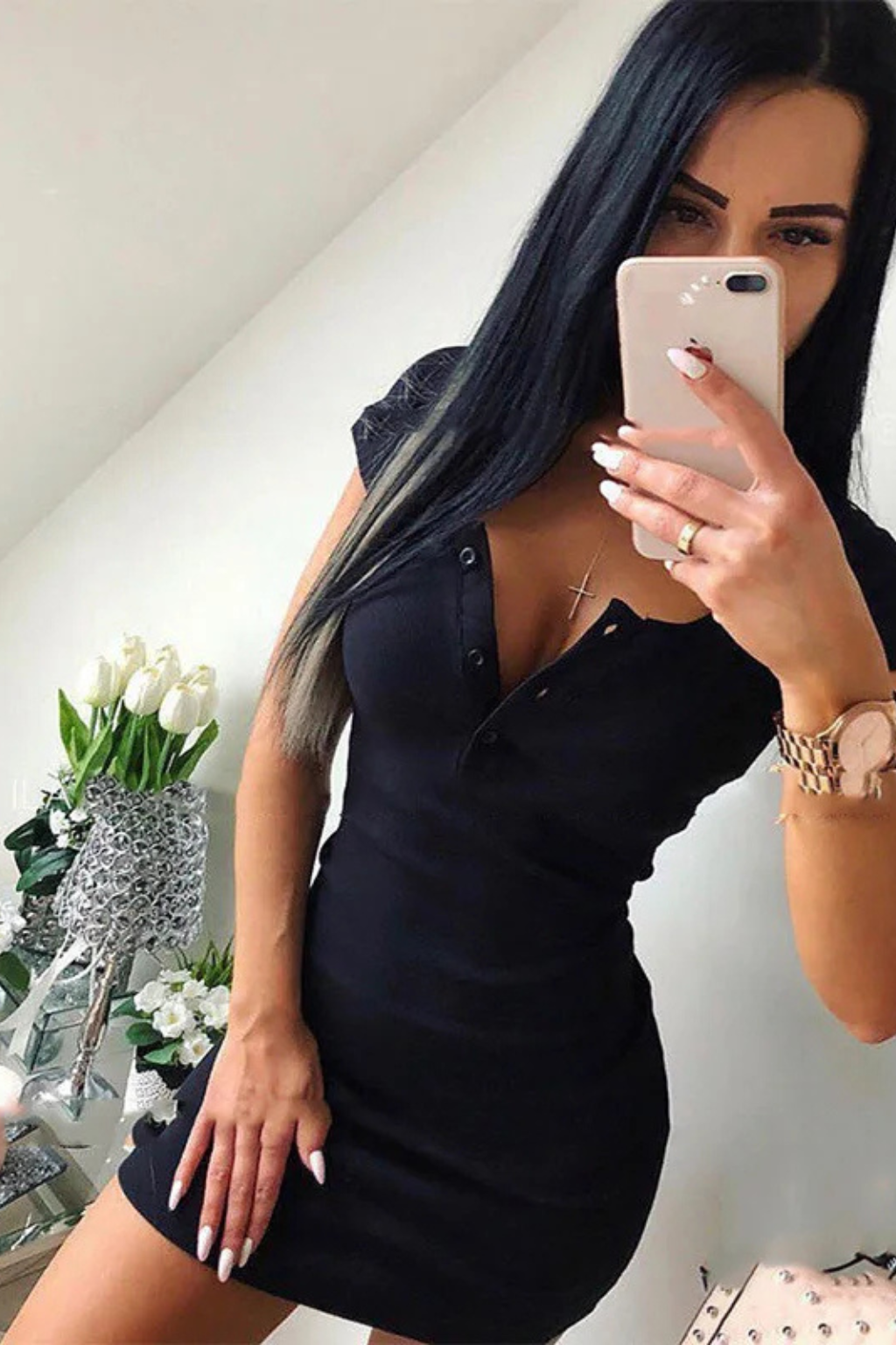 Niamh – Vestido Mini Bodycon de Punto Acanalado con Botones