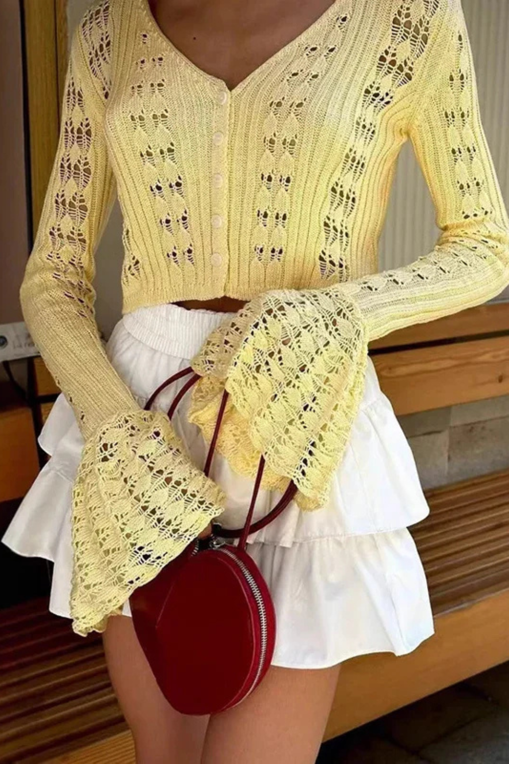 Daphne – Cárdigan de Crochet con Manga Campana