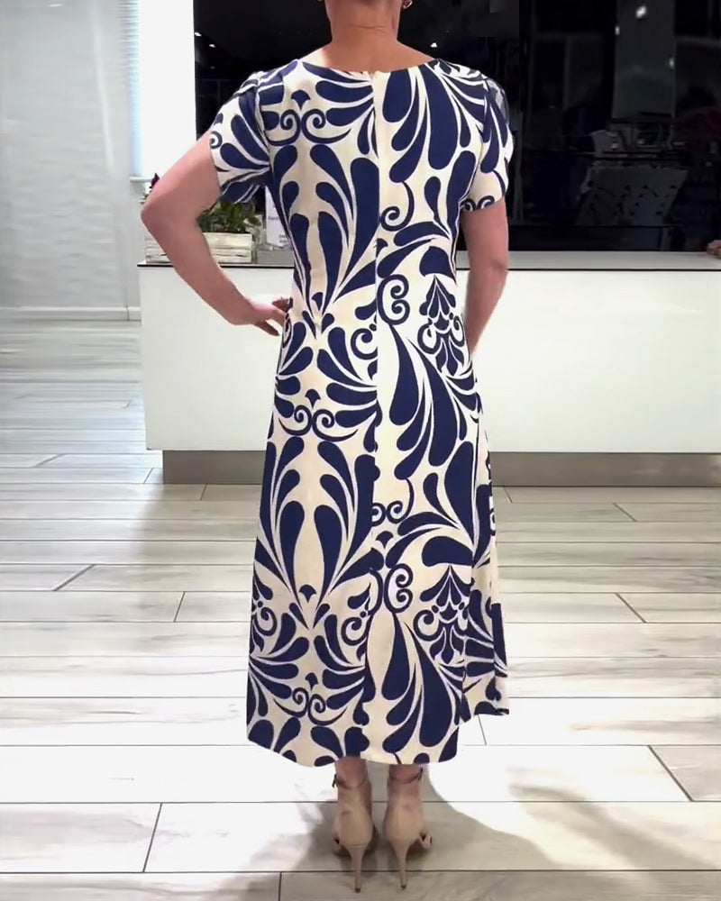 Modelo con vestido midi elegante Praga | Horizoncor México