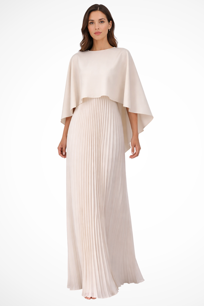 Madeline – Vestido Maxi Plisado con Manga Capa para Boda