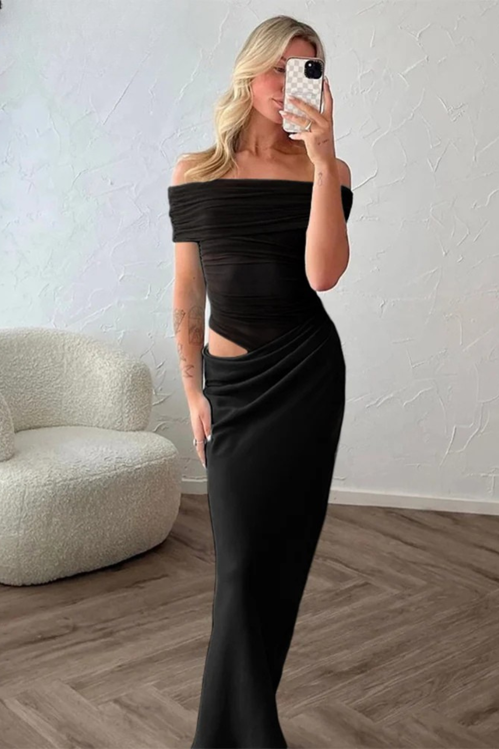 Faith – Vestido Maxi Bodycon de Malla con Hombros Descubiertos