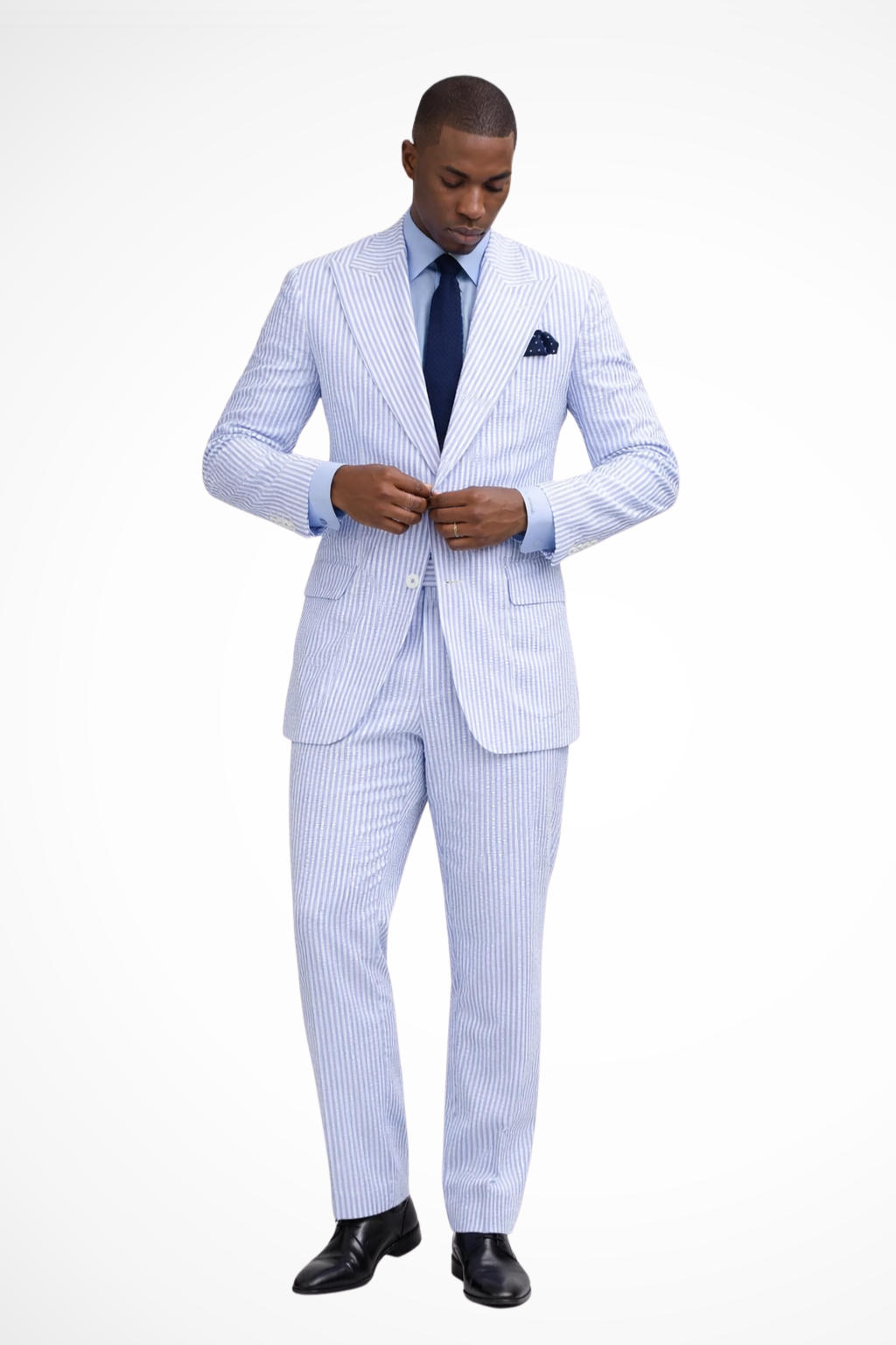 Augusto – Traje de Rayas con Solapa de Pico para Hombre