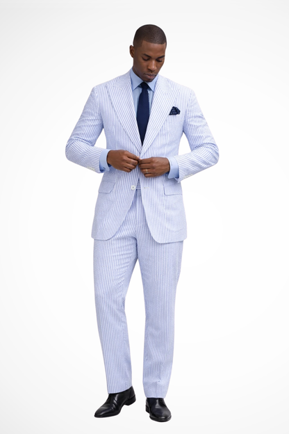 Augusto – Traje de Rayas con Solapa de Pico para Hombre
