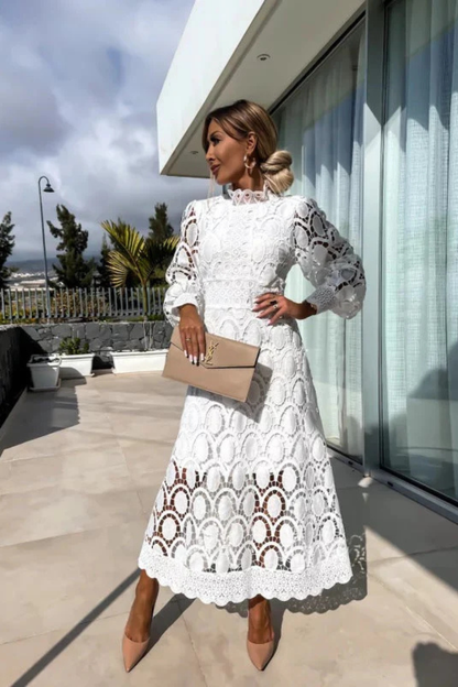 Mathilde – Vestido Midi de Encaje con Cuello Alto y Manga Larga para Boda
