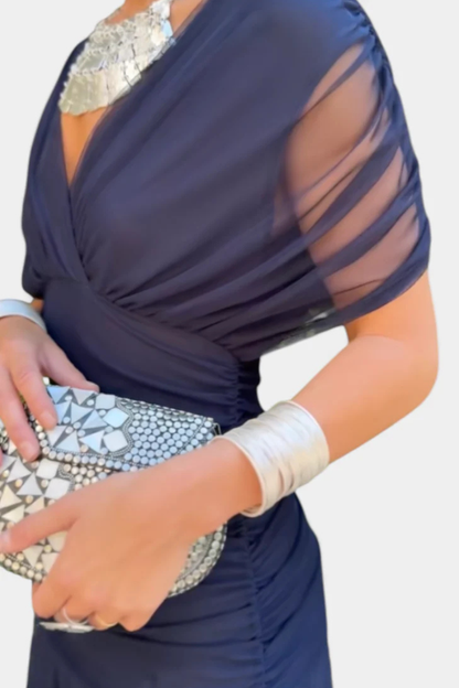 Gaby – Vestido Plisado Elegante con Hombros Descubiertos