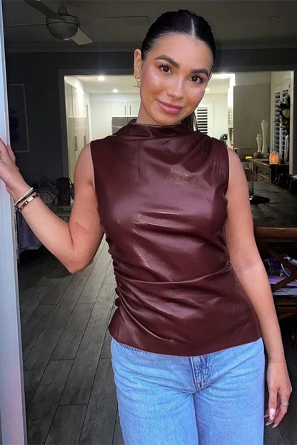 Marlowe – Top sin Mangas de Cuello Alto Elegante