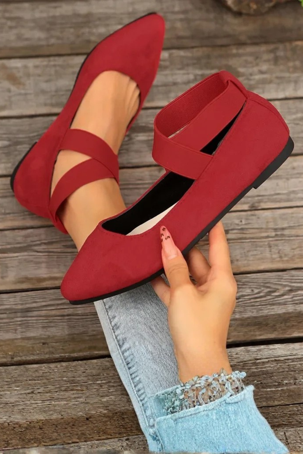 Emmeline – Bailarinas con Punta Apuntada y Pulsera al Tobillo