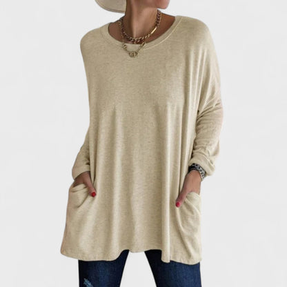 Modelo con tops para mujer Moira | Horizoncor México