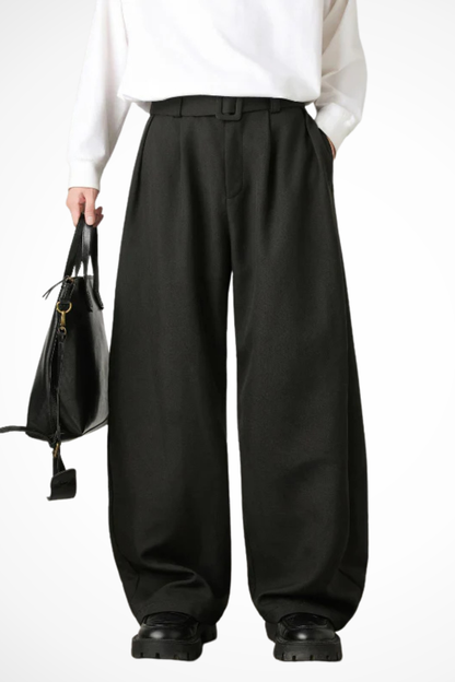 Ledger – Pantalón de Pierna Ancha con Cintura Alta y Cinturón para Hombre