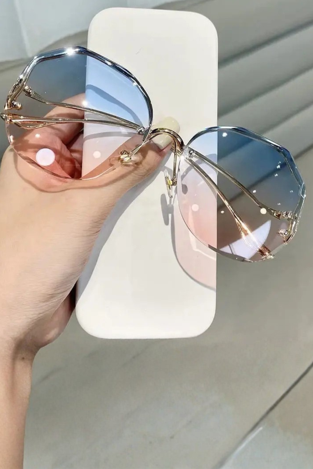 Emmeline – Gafas de Sol Oversize sin Montura con Lente Degradado