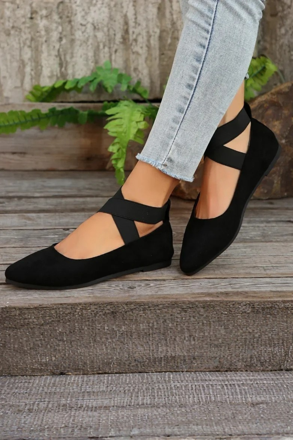 Emmeline – Bailarinas con Punta Apuntada y Pulsera al Tobillo