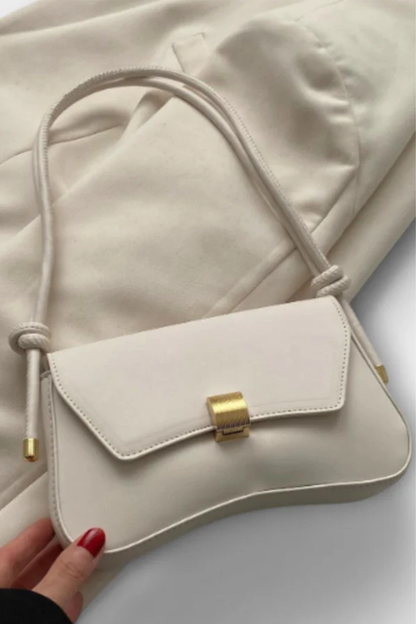 Maravelle – Bolso de Hombro Minimalista con Broche Dorado