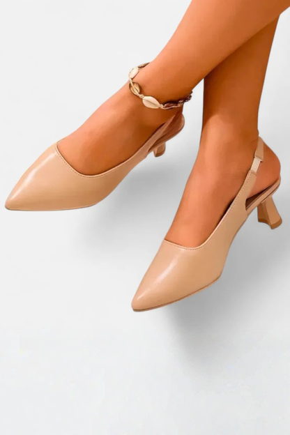 Octavia – Kitten Heels Slingback con Punta Apuntada y Acabado Mate