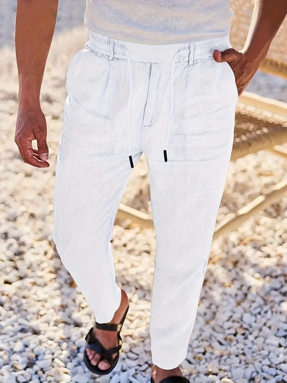 Modelo con pantalones de mujer Nichols | Horizoncor México