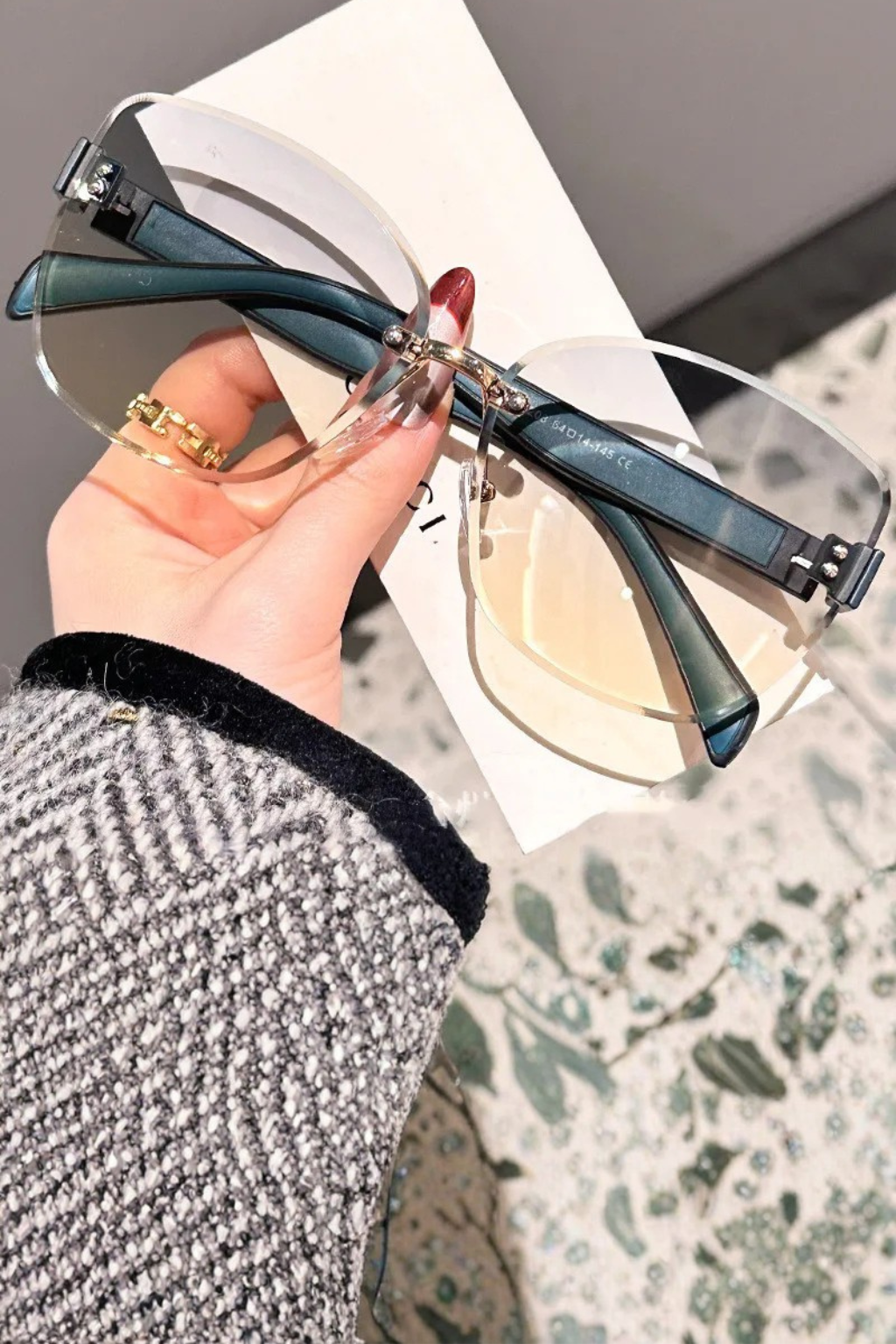 Cordelia – Gafas de Sol Cat Eye sin Montura con Cristal Degradado
