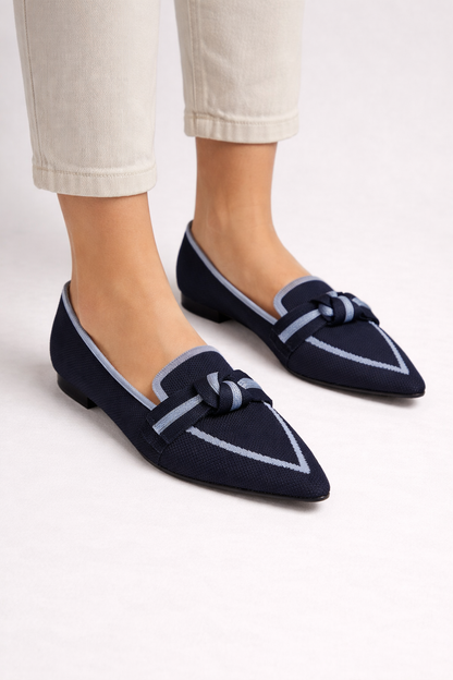 Celina – Bailarinas de Punto con Punta Apuntada y Lazo