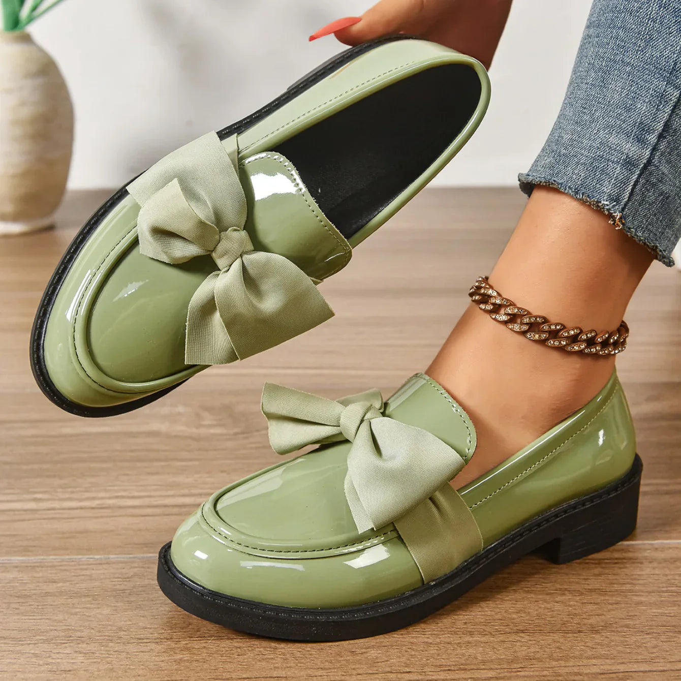 Modelo con mocasines mujer Lorella | Horizoncor México