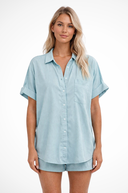 Phoebe – Camisa Oversize de Manga Corta con Bolsillo en el Pecho