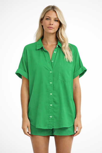 Phoebe – Camisa Oversize de Manga Corta con Bolsillo en el Pecho