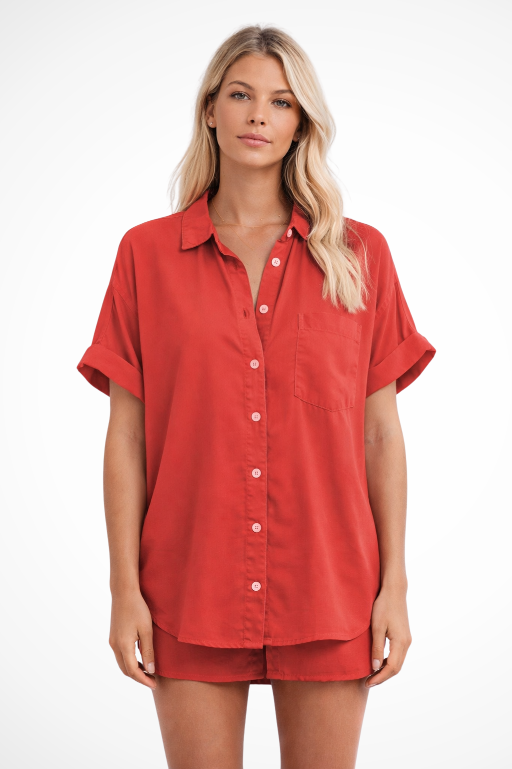 Phoebe – Camisa Oversize de Manga Corta con Bolsillo en el Pecho