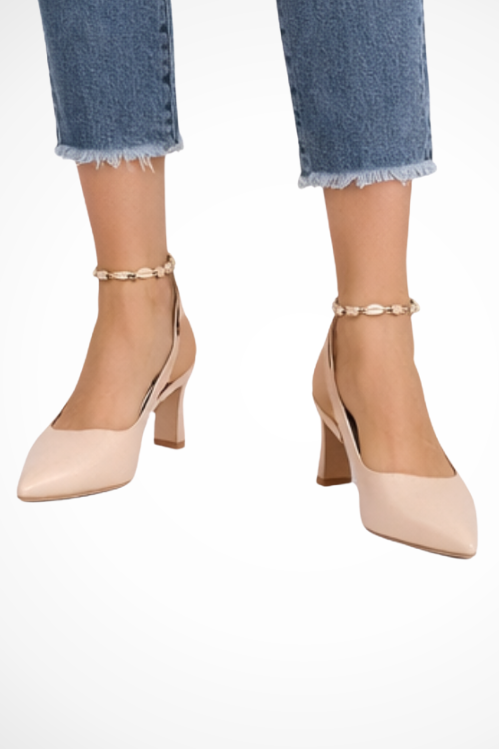 Octavia – Kitten Heels Slingback con Punta Apuntada y Acabado Mate