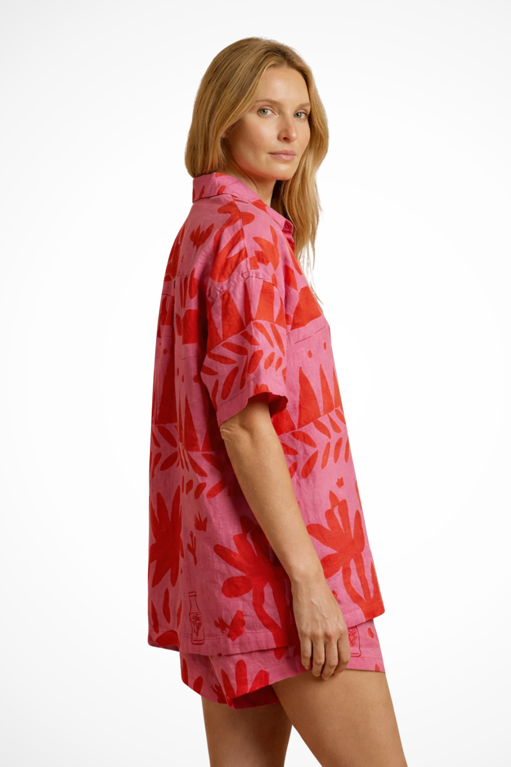 Nina – Conjunto de Camisa y Shorts Estampados con Cuello Camp
