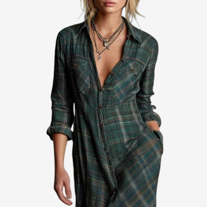 Modelo con blusas para mujer Cécile Camisa larga atemporal | Horizoncor México