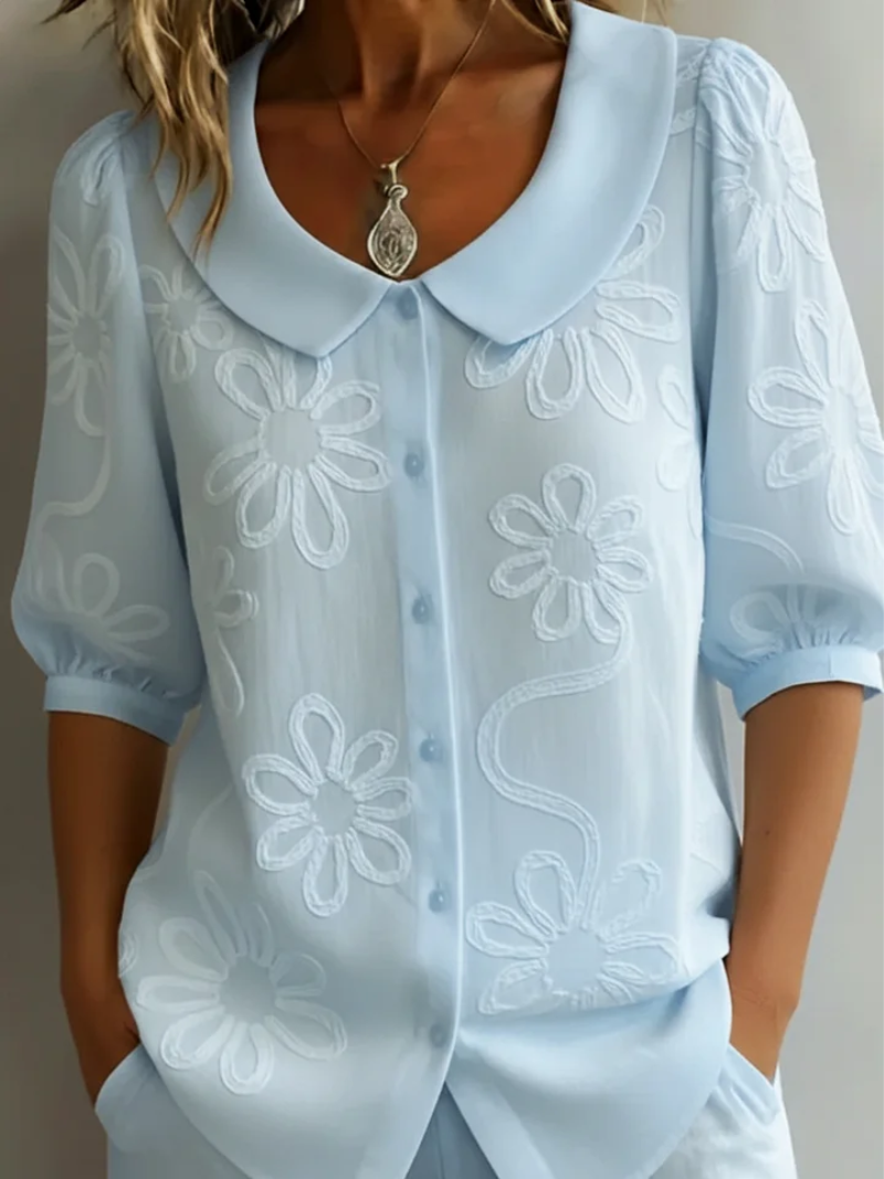 Modelo con blusas para mujer Sara | Horizoncor México