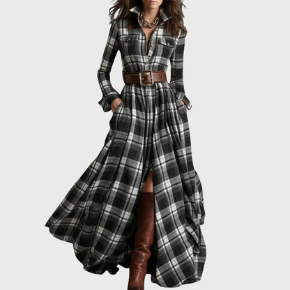 Modelo con vestido de noche Lina | Horizoncor México