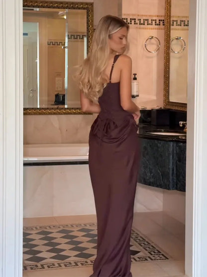 Detalle vestido de fiesta Lucía – vista frontal | Horizoncor