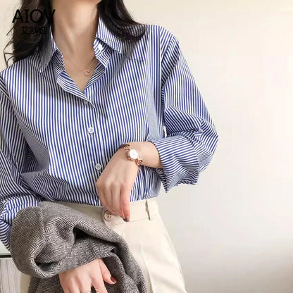 Alvara – Blusa de Rayas con Botones y Manga Larga