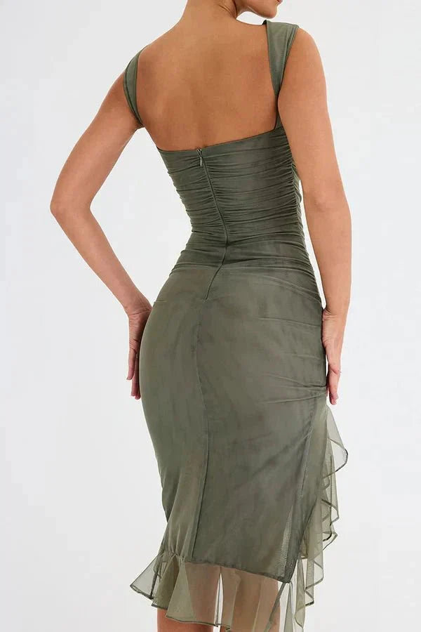Aurevia – Vestido Midi Fruncido sin Mangas para Boda