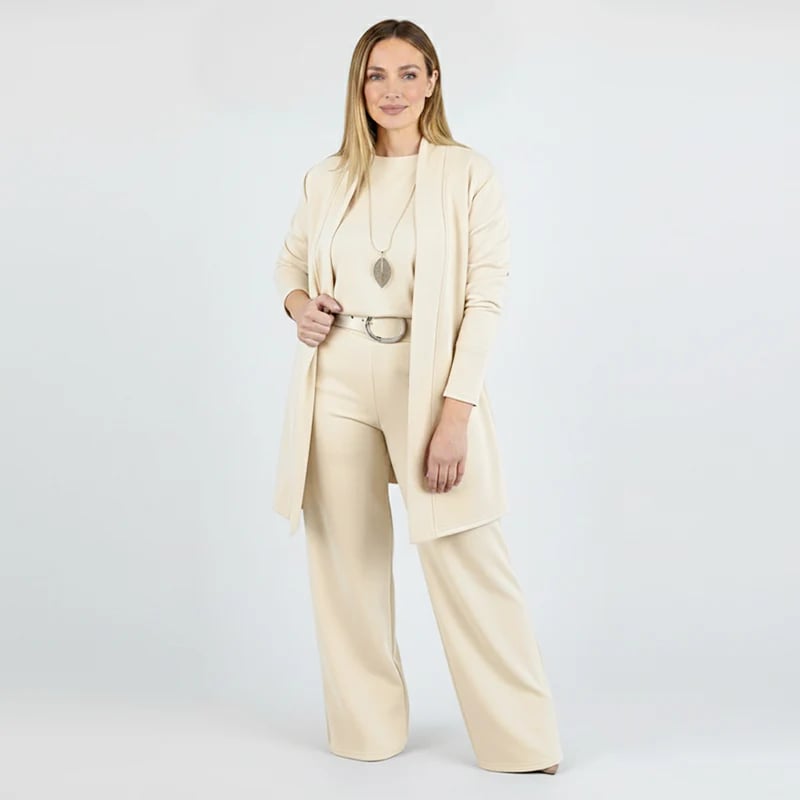Detalle conjunto elegante para dama Dionisa – vista frontal | Horizoncor