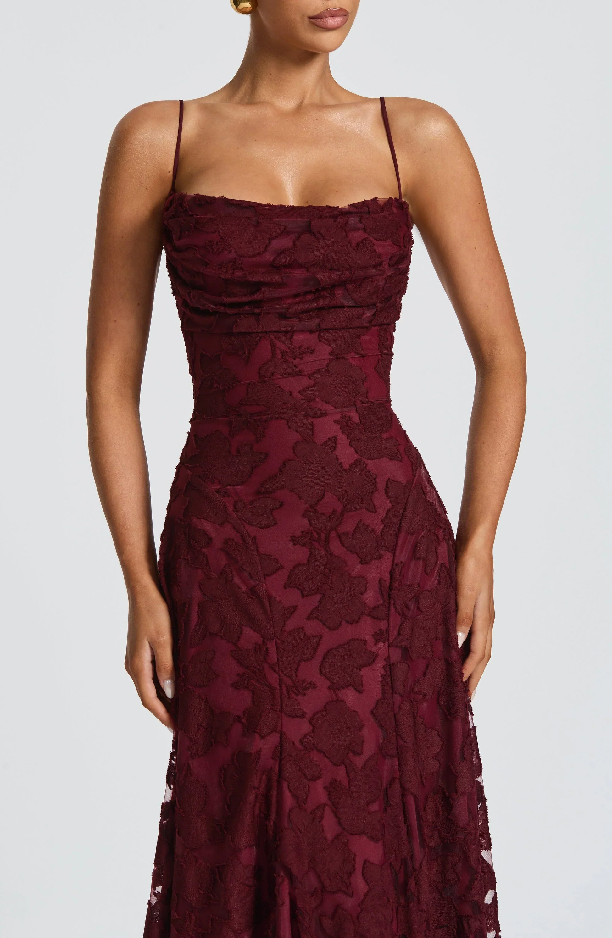 Detalle vestido de noche Rhoda – vista frontal | Horizoncor